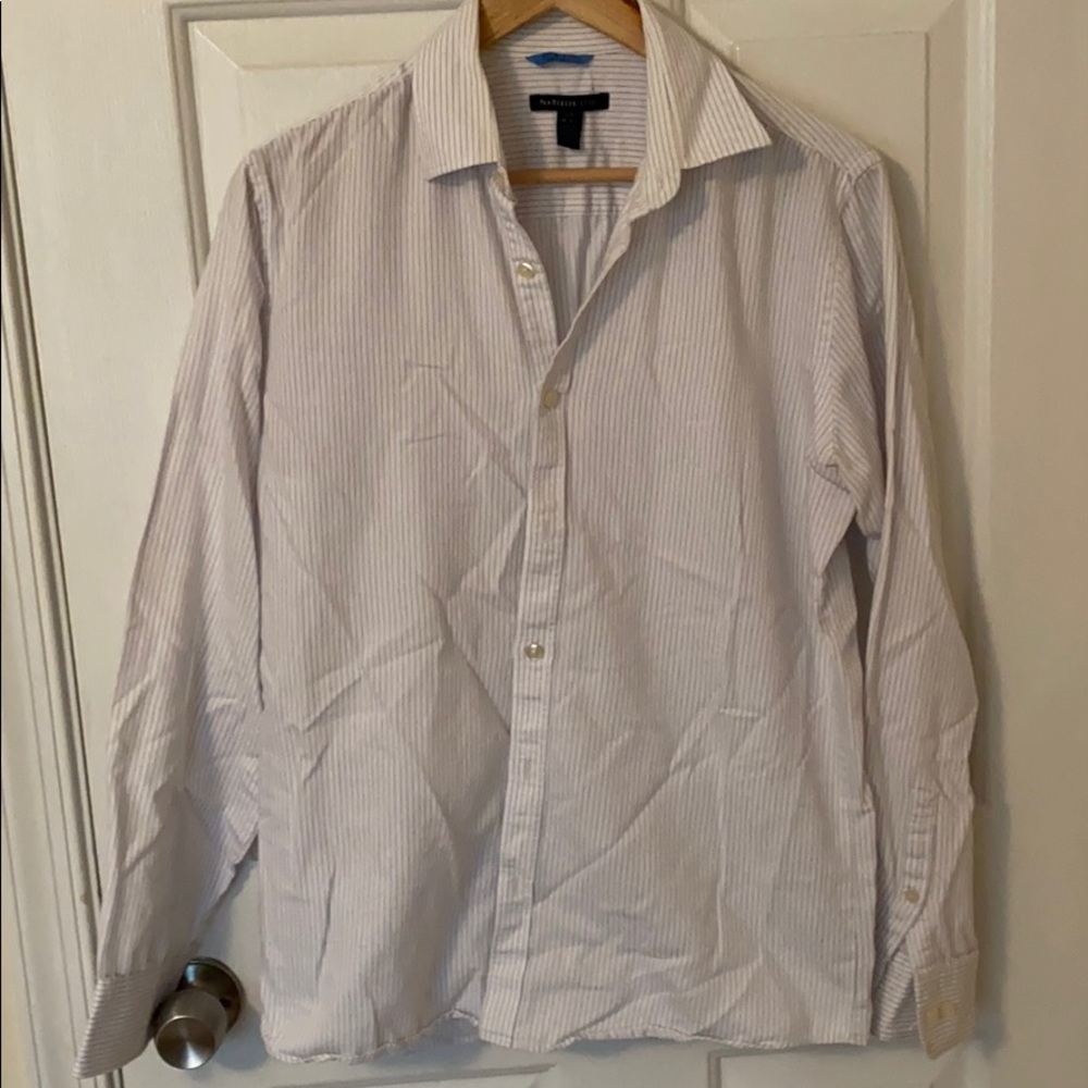 Van heusen button down S